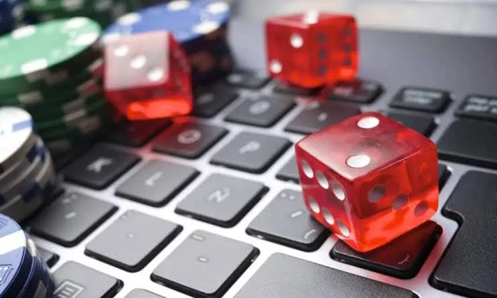 Sweepstakes Casinos Explained: How the Dual-Currency Model Works and Why States Are Banning It